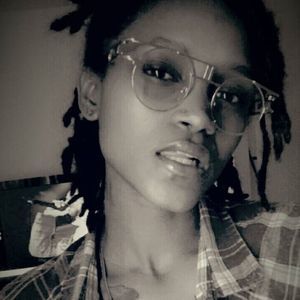 Meet your Posher, Laurie